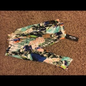 Agnes and Dora leggings